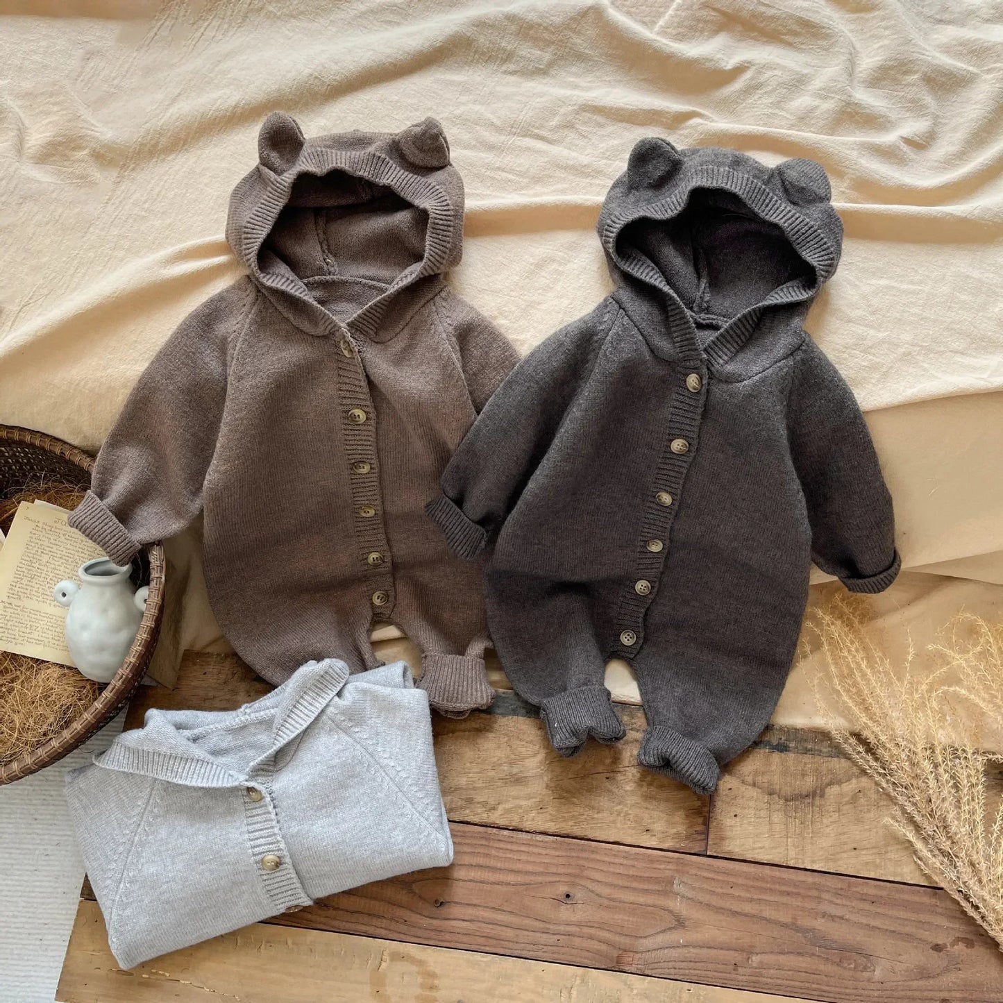 Bambino's Gebreide Knopen Onesie