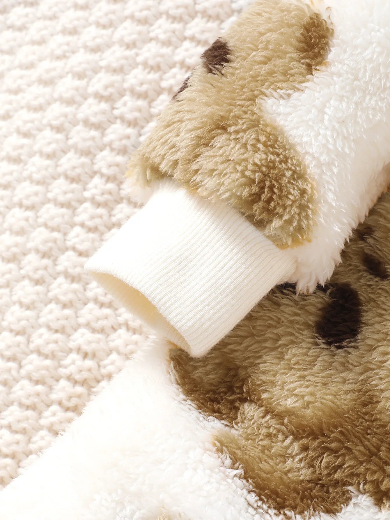 Bambino's Pluizige Teddybeer Onesie
